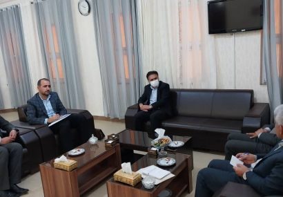دیدار مدیرکل نوسازی، توسعه و تجهیز مدارس به همراه مدیرآموزش وپرورش با فرماندار چرام