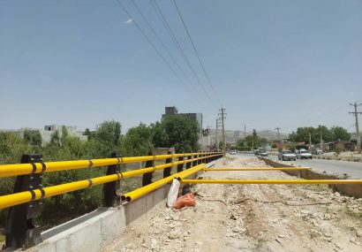 پیشرفت ۹۵ درصدی پروژه تعریض پل‌های ورودی یاسوج