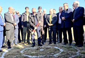 کلنگ‌زنی طرح ساماندهی رودخانه بشار یاسوج با حضور استاندار و وزیر ارتباطات