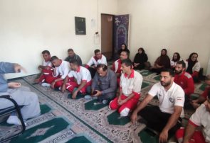 بازدید مسئول دفتر نمایندگی ولیفقیه در جمعیت هلالاحمر استان از طرح بازآموزی نجاتگران در شهرستان کهگیلویه بازدید مسئول دفتر نمایندگی ولیفقیه در جمعیت هلالاحمر استان از طرح بازآموزی نجاتگران در شهرستان کهگیلویه