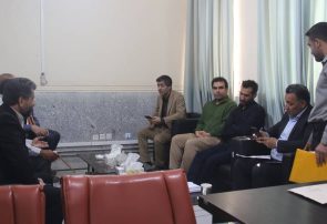 استقبال شهروندان کهگیلویه ای از دوشنبه های مردمی فرماندار ؛ مأمنی برای بیان مطالبات / فرصتی برای همدلی مردم و مسئولان استقبال شهروندان کهگیلویه ای از دوشنبه های مردمی فرماندار ؛ مأمنی برای بیان مطالبات / فرصتی برای همدلی مردم و مسئولان