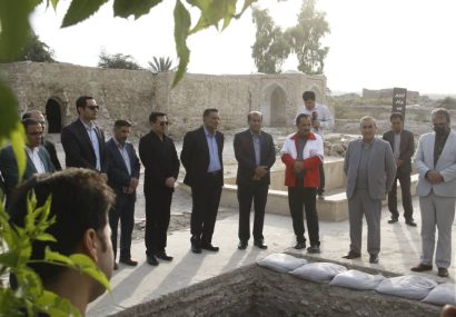 بازدید فرماندار کهگیلویه از بافت تاریخی دهدشت با حضور اساتید و دانشجویان باستان‌شناسی دانشگاه تهران