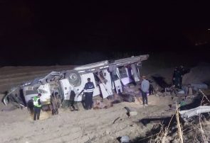 انحراف اسکانیا در محدوده باگ شهرستان دنا ۱۳ مصدوم برجا گذاشت