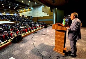 تشریح اقدامات دولت چهاردهم در جمع دانشجویان تشریح اقدامات دولت چهاردهم در جمع دانشجویان
