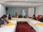 یازدهمین جشنواره منطقه‌ای تئاتر خلیج فارس در نخستین روز برگزاری خود، با اجرای دو نمایش «مرگ در می‌زند» و «برنو» و برگزاری کارگاه‌های تخصصی آموزشی، به میزبانی شهر یاسوج وارد فاز اجرایی شد.