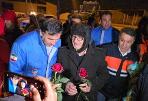 بازدید شبانه استاندار کهگیلویه و بویراحمد از  روند امدادرسانی در محورهای برفی