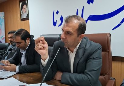 تأکید فرماندار دنا بر رفع موانع تولید و بازاریابی برای هنرمندان صنایع دستی
