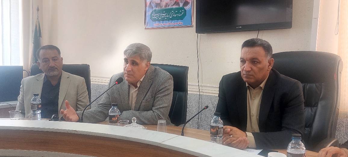 نشست فرماندارکهگیلویه با رئیس پارک علم و فناوری استان و مدیرکل ورزش و جوانان