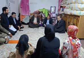کمک ۷۰۰ میلیون تومانی خیر نیکوکار به خانواده زندانیان کمک ۷۰۰ میلیون تومانی خیر نیکوکار به خانواده زندانیان