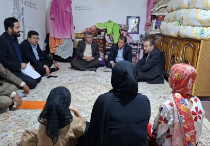 کمک ۷۰۰ میلیون تومانی خیر نیکوکار به خانواده زندانیان کمک ۷۰۰ میلیون تومانی خیر نیکوکار به خانواده زندانیان