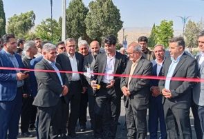اهدا احکام به مستمری بگیران صندوق بیمه اجتماعی توسط استاندار کهگیلویه و بویراحمد