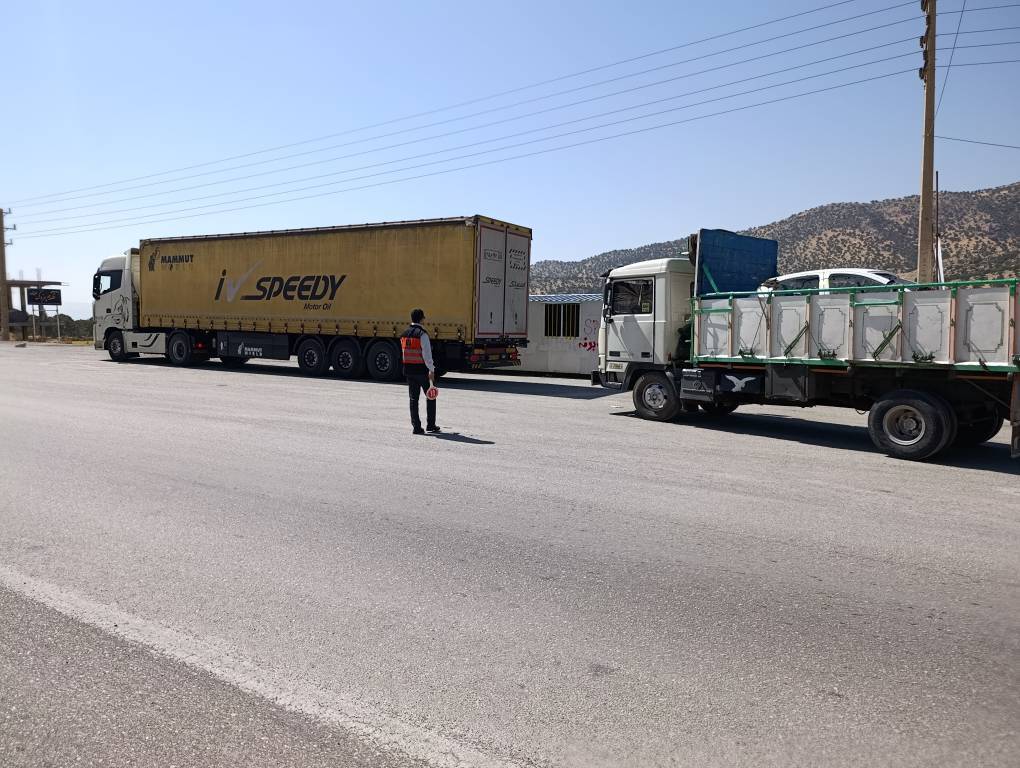 ثبت ۸۶ فقره تخلف اضافهتناژ در ناوگان حملونقل استان ثبت ۸۶ فقره تخلف اضافهتناژ در ناوگان حملونقل استان