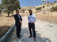 بازدید بخشدار دیشموک از روستای انجیره و بررسی مشکلات عمرانی، سنگ‌فرش و جدول‌گذاری